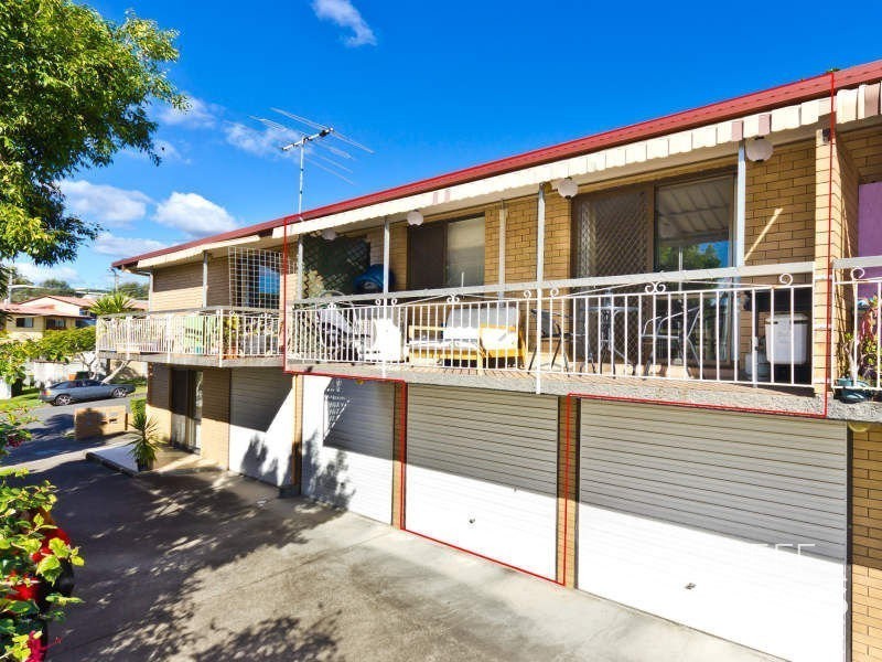 4/11 Galway Street, Greenslopes QLD 4120