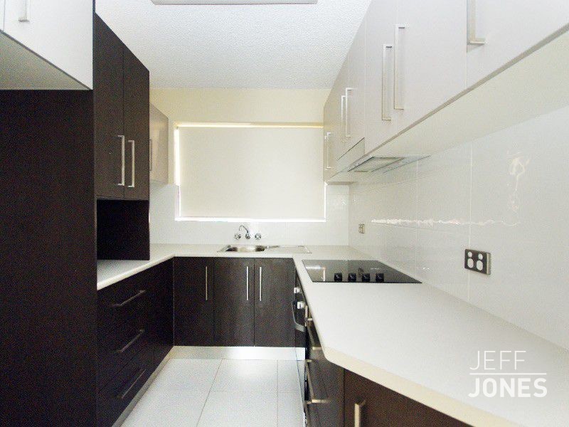 2/47 Denman Street, Greenslopes QLD 4120