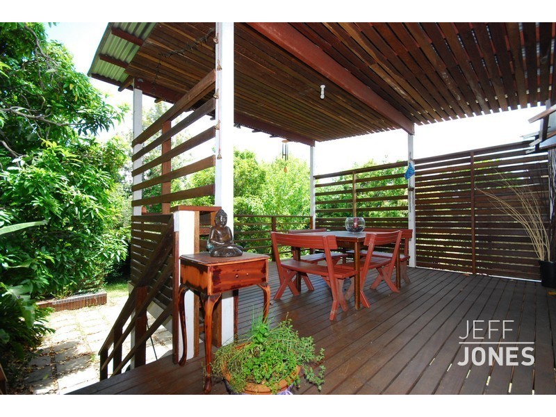 9 Abingdon Street, Woolloongabba QLD 4102