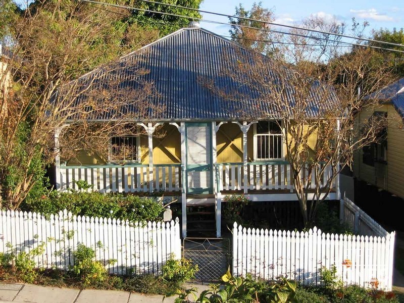 9 Abingdon Street, Woolloongabba QLD 4102