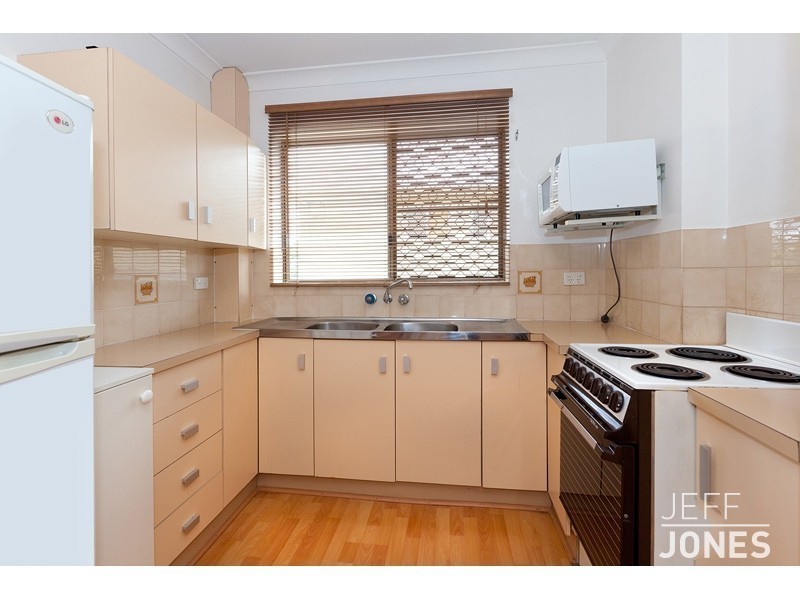 1/46 Nicklin Street, Coorparoo QLD 4151