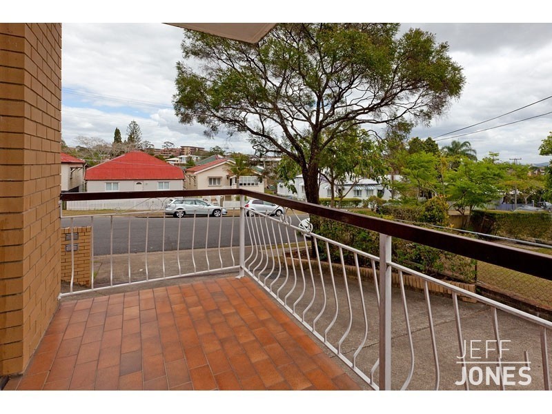 1/46 Nicklin Street, Coorparoo QLD 4151