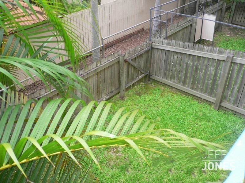 2/81 Kitchener Street, Coorparoo QLD 4151