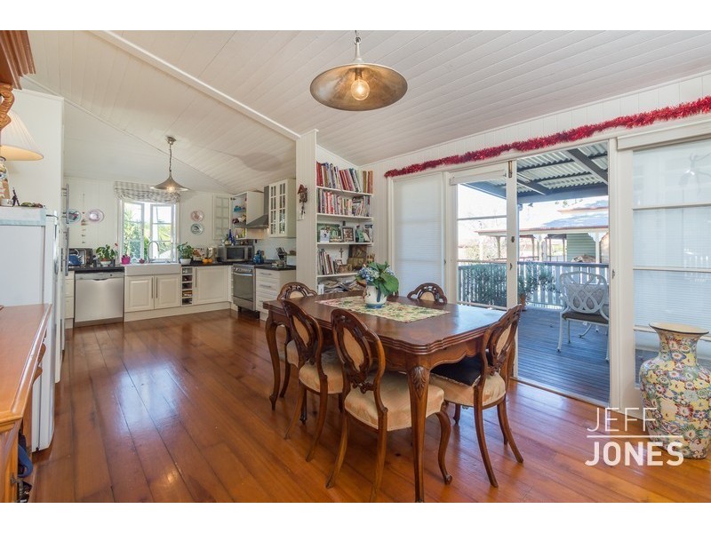 15 Lomond Terrace, East Brisbane QLD 4169