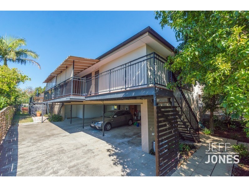 1/6 Flora Street, Greenslopes QLD 4120