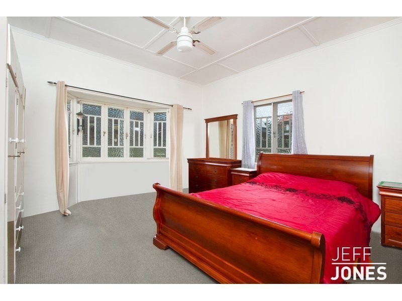 22 Marquis Street, Greenslopes QLD 4120