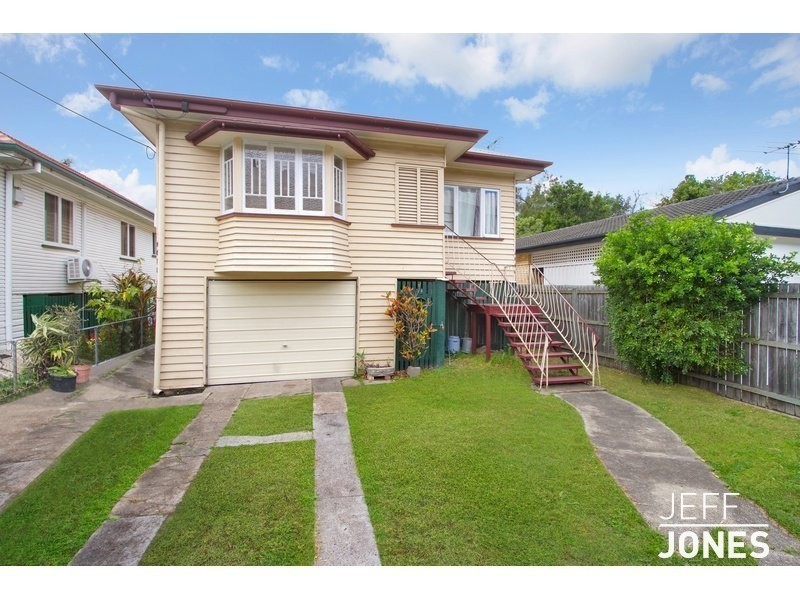 22 Marquis Street, Greenslopes QLD 4120