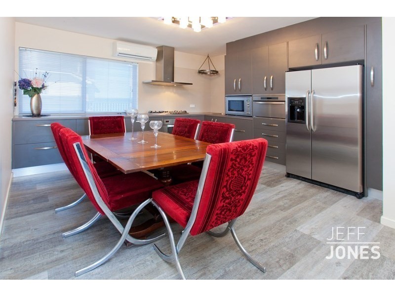 1/21 Embie Street, Holland Park West QLD 4121