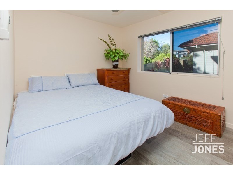 1/21 Embie Street, Holland Park West QLD 4121