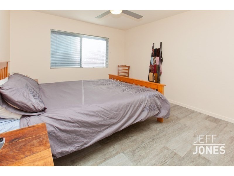 1/21 Embie Street, Holland Park West QLD 4121