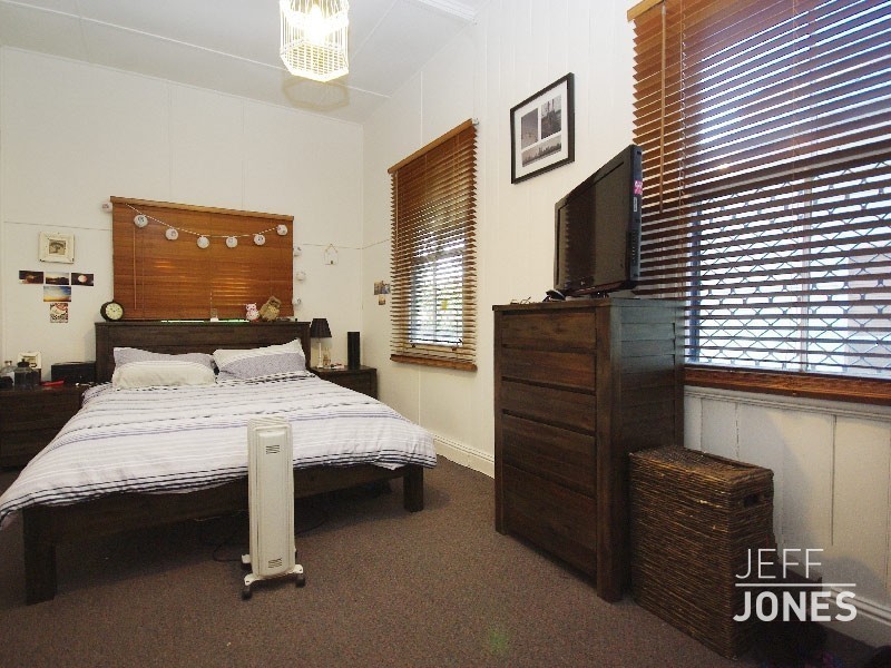 39 Heidelberg Street, East Brisbane QLD 4169