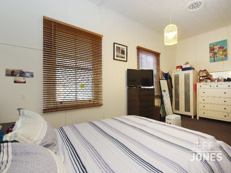 39 Heidelberg Street, East Brisbane QLD 4169