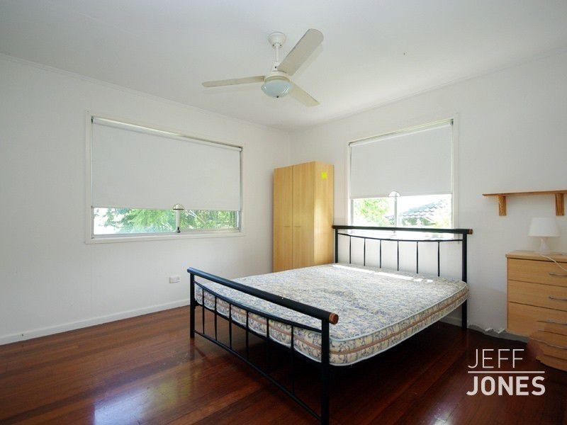 28 Ivymount Street, Nathan QLD 4111