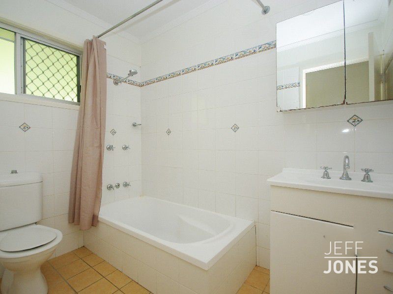 28 Ivymount Street, Nathan QLD 4111