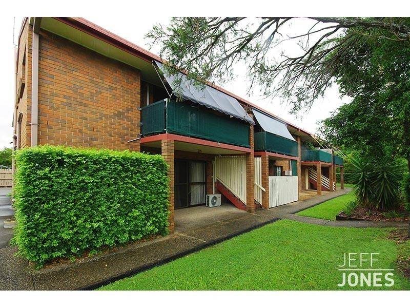 1/84 Victoria Terrace, Greenslopes QLD 4120