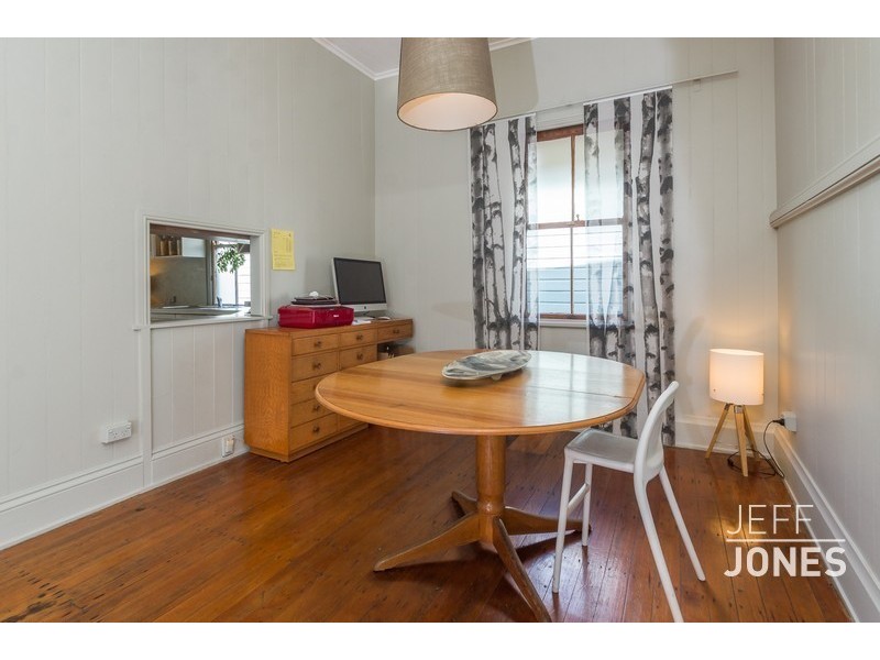 6 Susan Street, Greenslopes QLD 4120