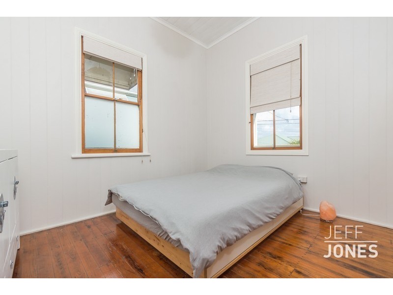 6 Susan Street, Greenslopes QLD 4120