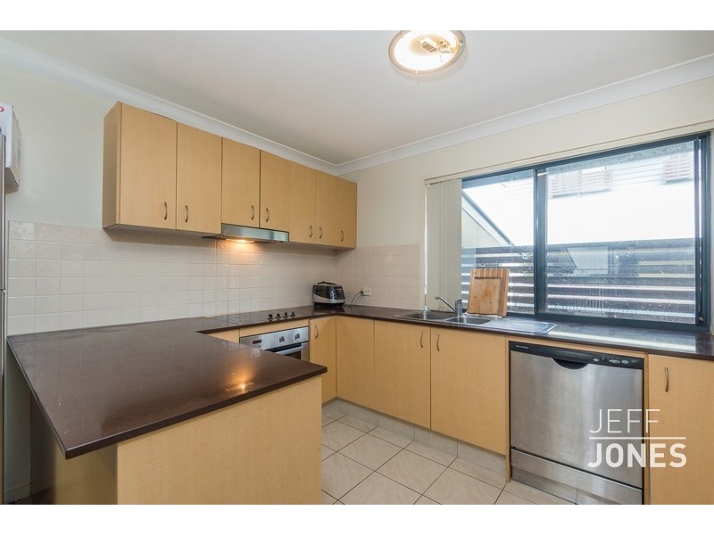 8/96 Marquis Street, Greenslopes QLD 4120