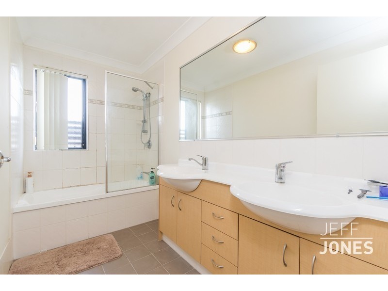8/96 Marquis Street, Greenslopes QLD 4120