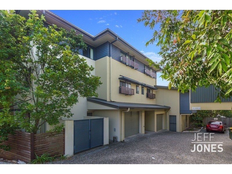 8/96 Marquis Street, Greenslopes QLD 4120