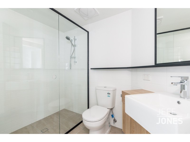 209/283 Logan Road, Greenslopes QLD 4120