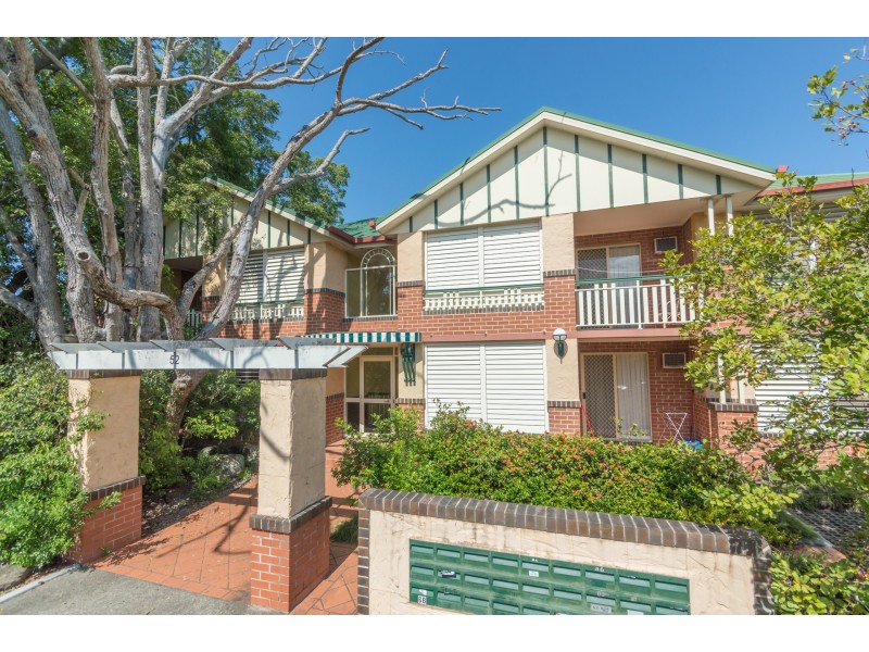 A8/52 Baron Street, Greenslopes QLD 4120