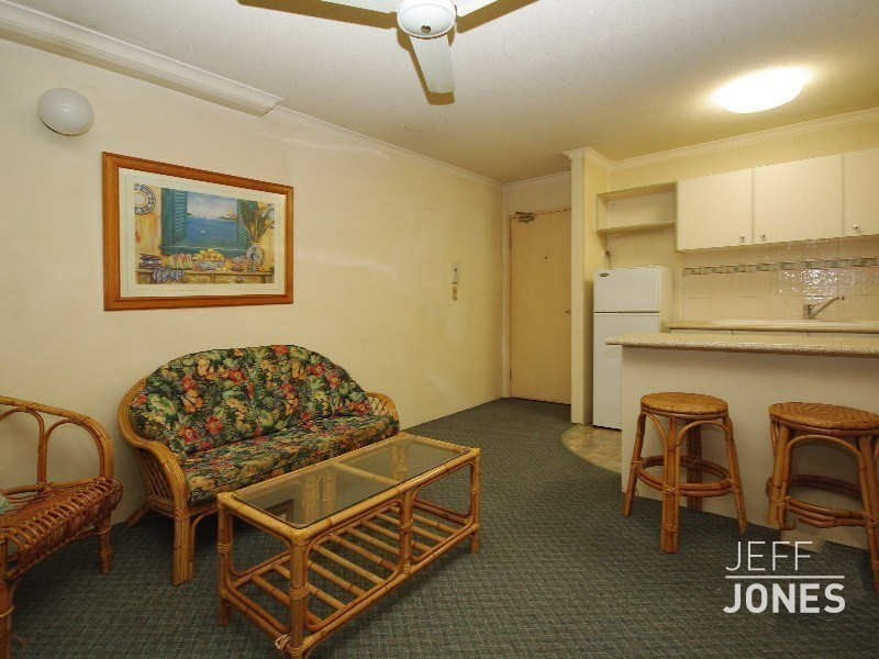 A8/52 Baron Street, Greenslopes QLD 4120