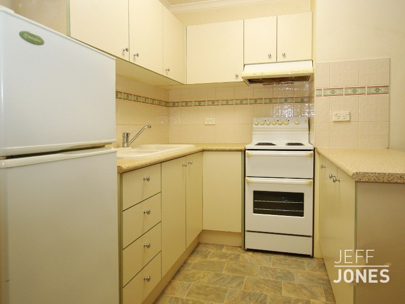A8/52 Baron Street, Greenslopes QLD 4120