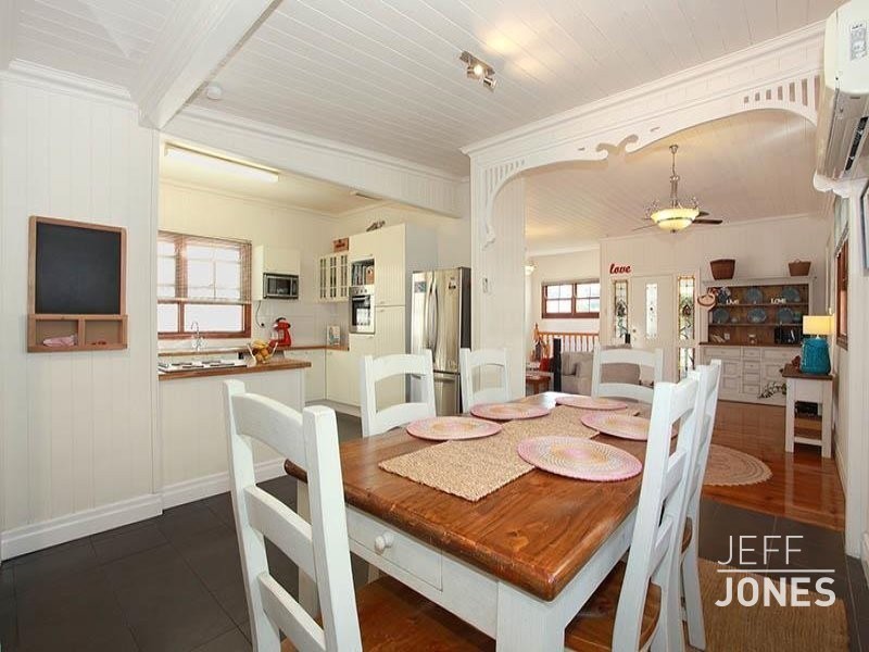 28 Taylor Street, Woolloongabba QLD 4102