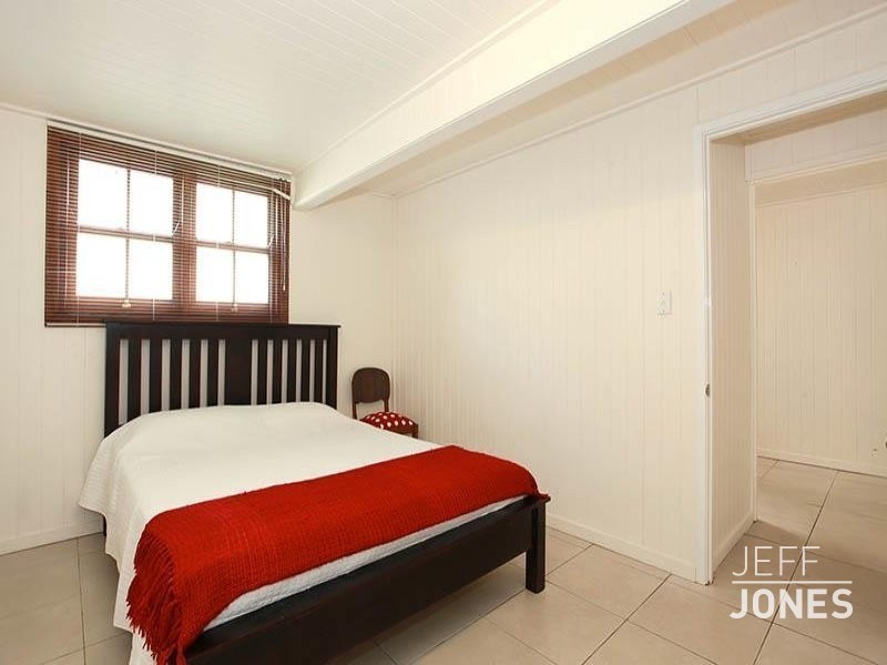 28 Taylor Street, Woolloongabba QLD 4102