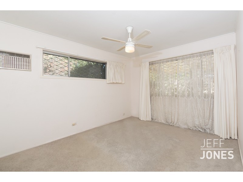 16 Cougar Street, Indooroopilly QLD 4068