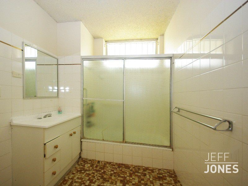 1/53 Rialto Street, Coorparoo QLD 4151