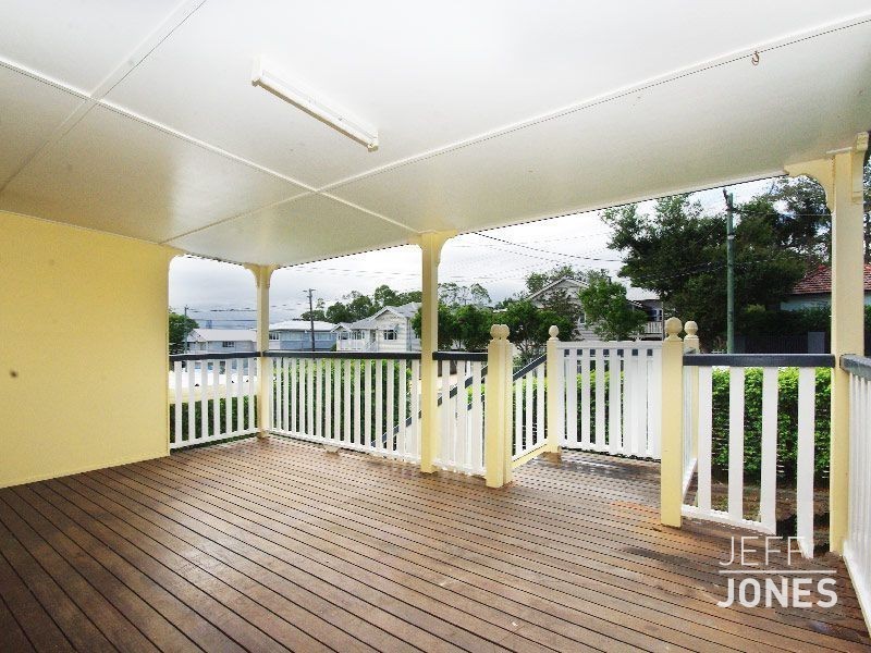 67 MacDonald Street, Norman Park QLD 4170