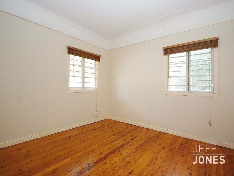 67 MacDonald Street, Norman Park QLD 4170