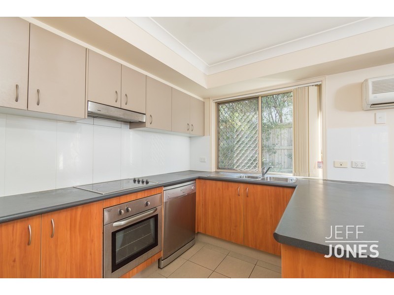 19/11 Hilltop Court, Carina QLD 4152