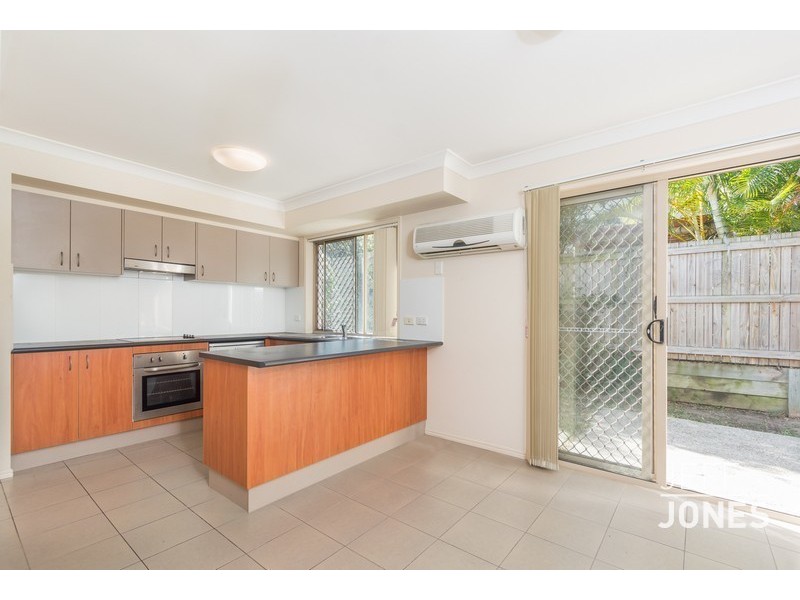 19/11 Hilltop Court, Carina QLD 4152