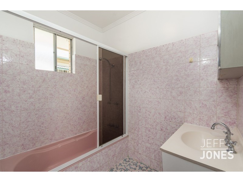 2/34 Mansfield Street, Coorparoo QLD 4151