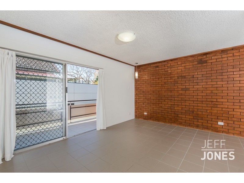 2/26 Brae Street, Coorparoo QLD 4151