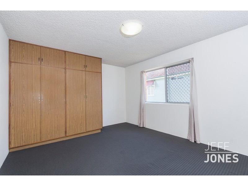 2/26 Brae Street, Coorparoo QLD 4151