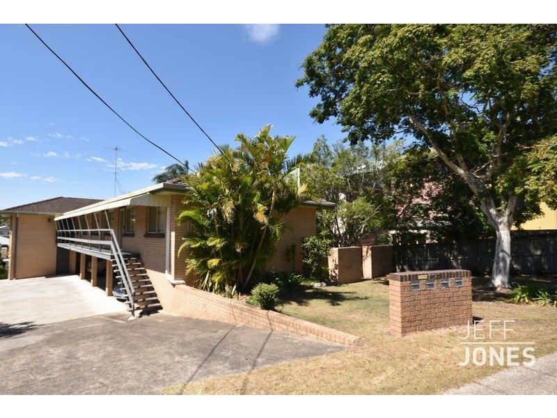 2/20 McLay Street, Coorparoo QLD 4151