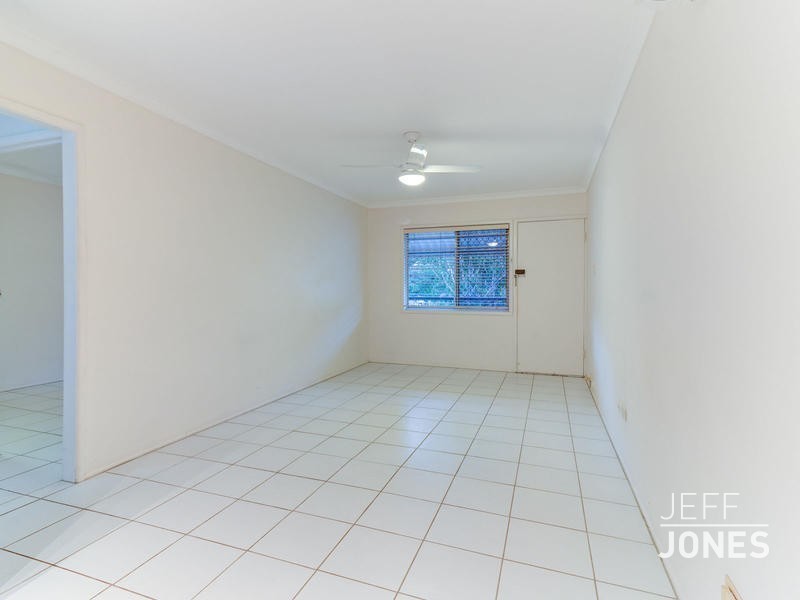 2/20 McLay Street, Coorparoo QLD 4151
