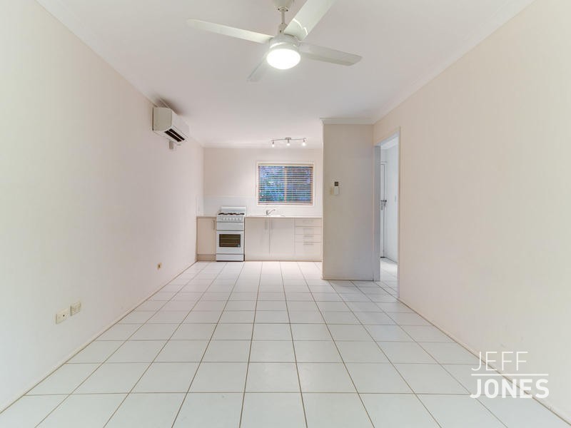 2/20 McLay Street, Coorparoo QLD 4151