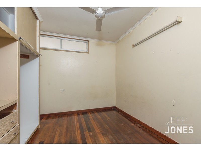 94 Earl Street, Greenslopes QLD 4120