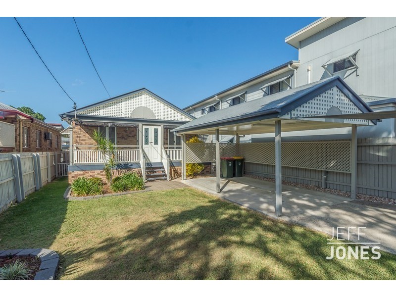 7 Burke Street, Coorparoo QLD 4151