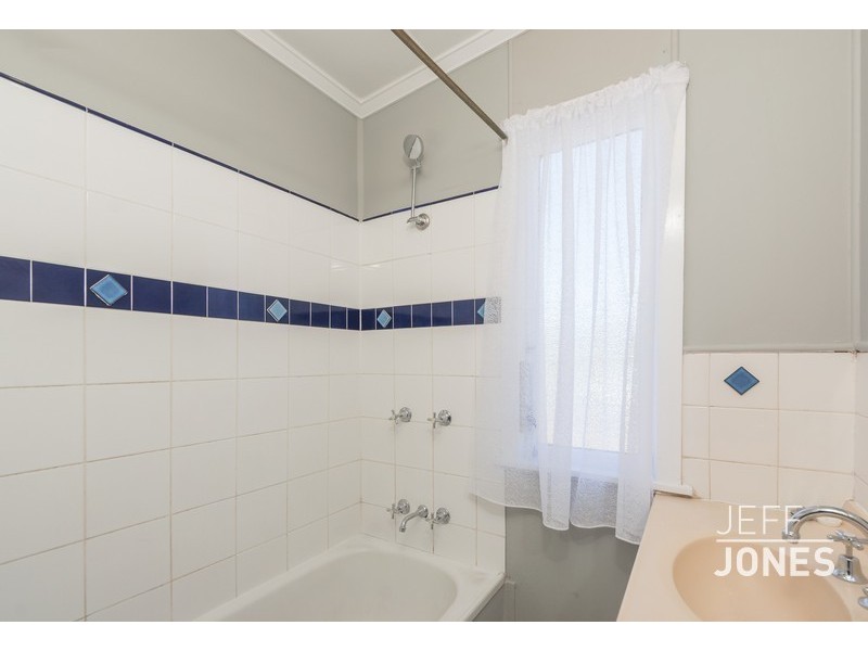 1 Burke Street, Coorparoo QLD 4151