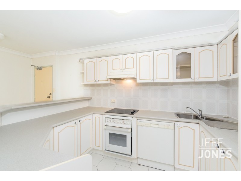 9/27 Nelson Street, Coorparoo QLD 4151