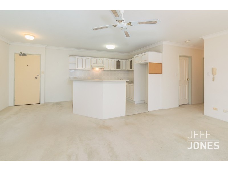 9/27 Nelson Street, Coorparoo QLD 4151