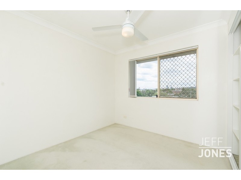 9/27 Nelson Street, Coorparoo QLD 4151