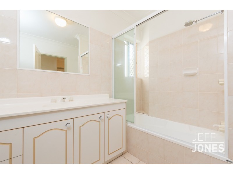 9/27 Nelson Street, Coorparoo QLD 4151