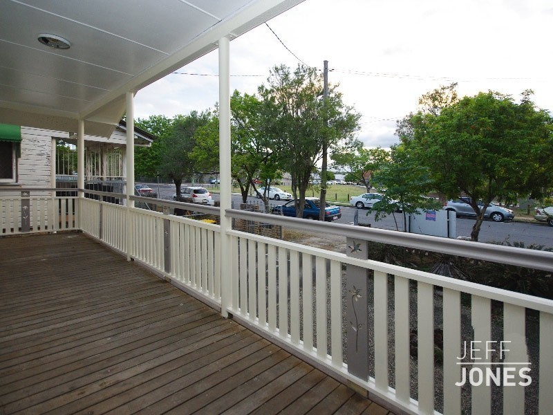 44 Carl Street, Woolloongabba QLD 4102